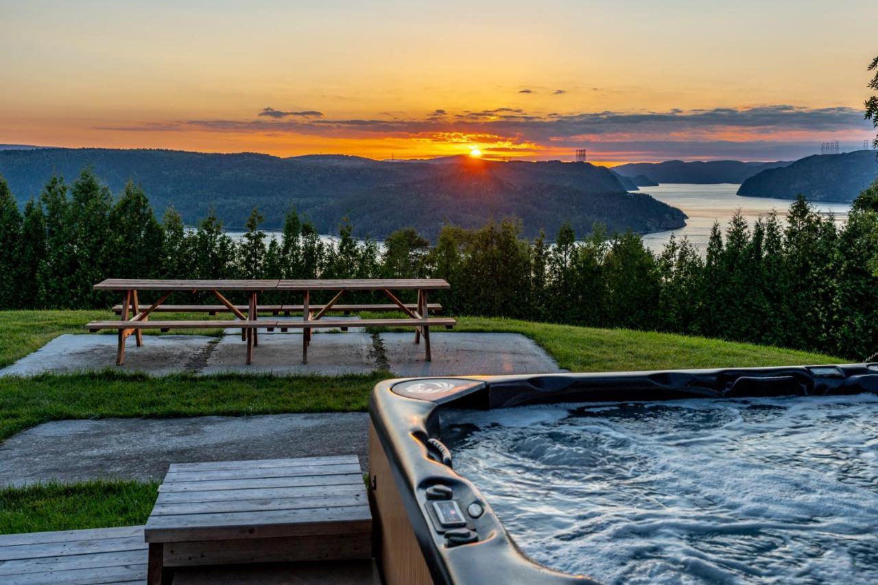 Montfjord - Chalets, Vue Spectaculaire Et Spa. Chantafjord #4 Sacre-Coeur Esterno foto